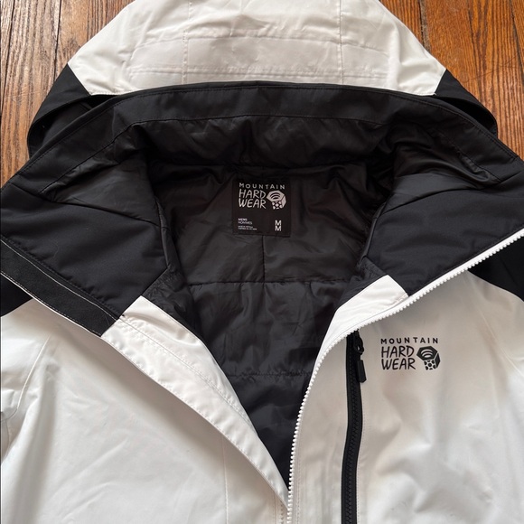 Mountain Hardwear Shell Jacket - Picture 3 of 15
